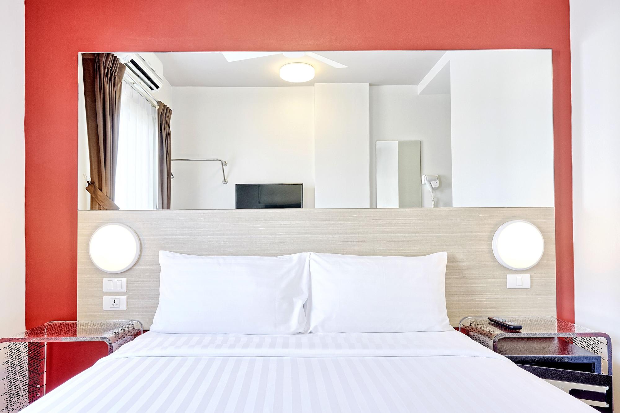Red Planet Bangkok Asoke - Sha Extra Plus Екстер'єр фото