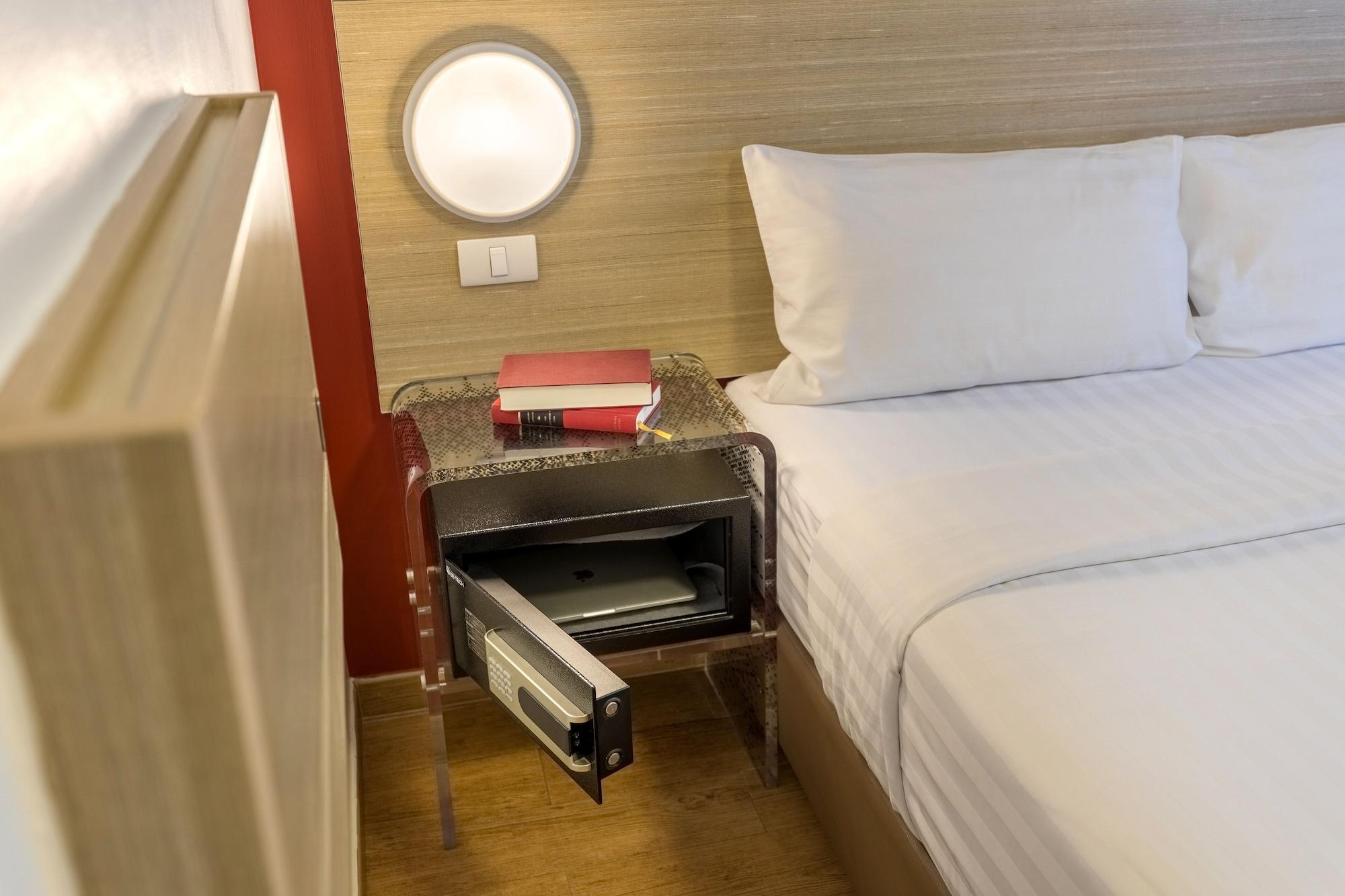 Red Planet Bangkok Asoke - Sha Extra Plus Екстер'єр фото